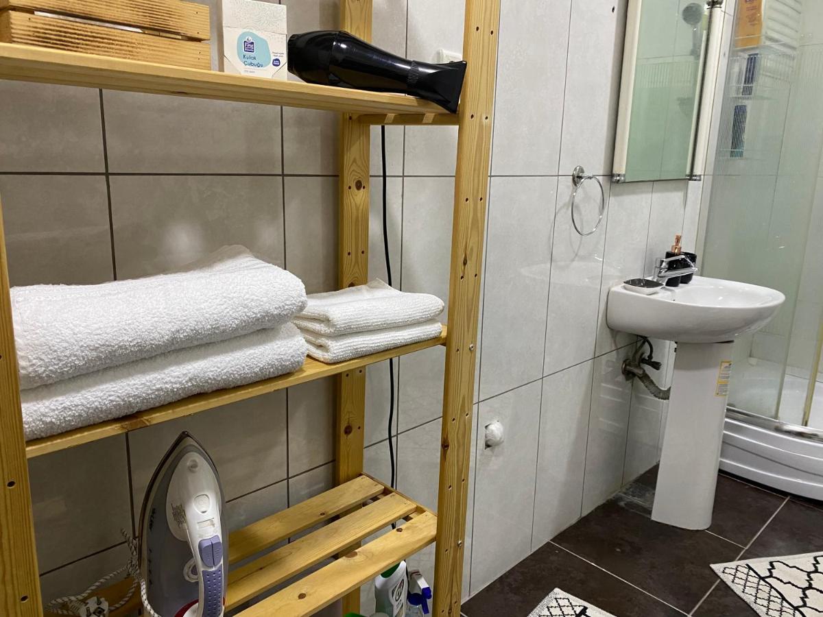 شقة Comfortable House In Uskudar Istanbul Turkey المظهر الخارجي الصورة